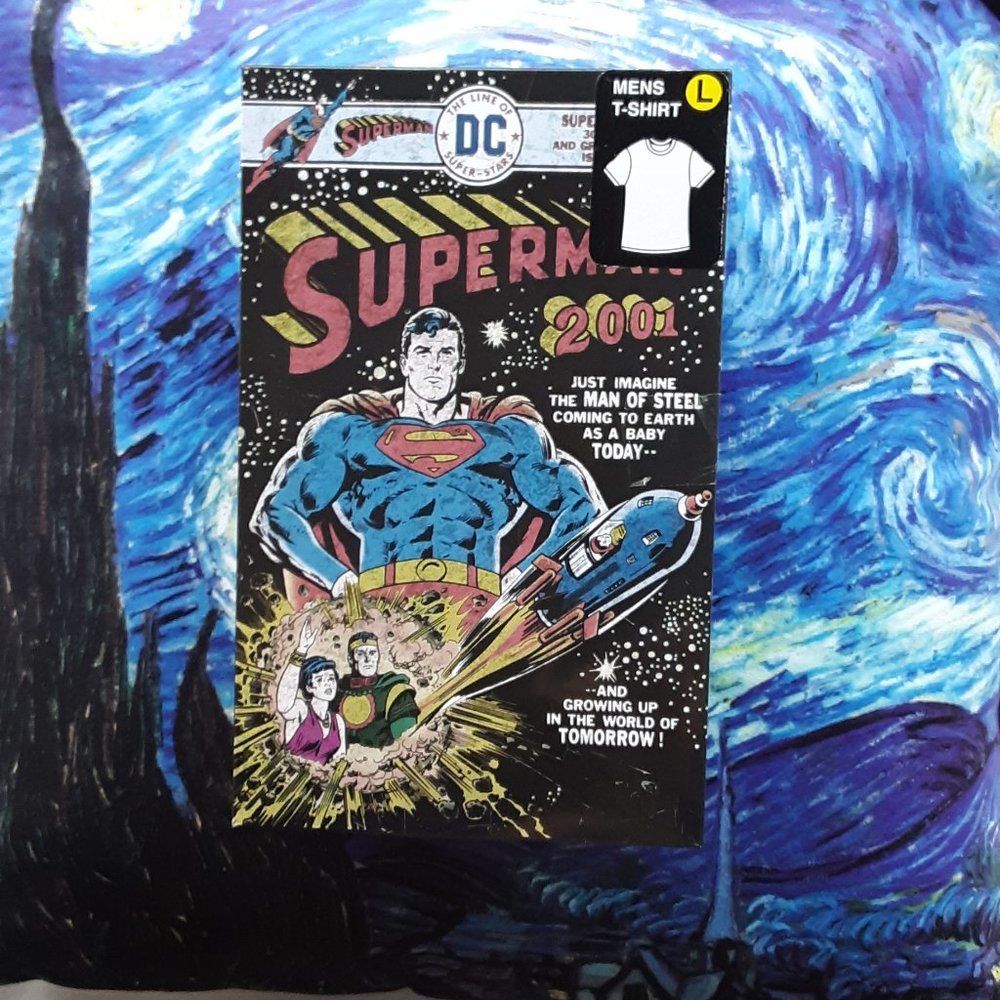SUPERMAN 2001 DC Comics Lg T-Shirt In Collectible Metal Box New Unopened 2010
